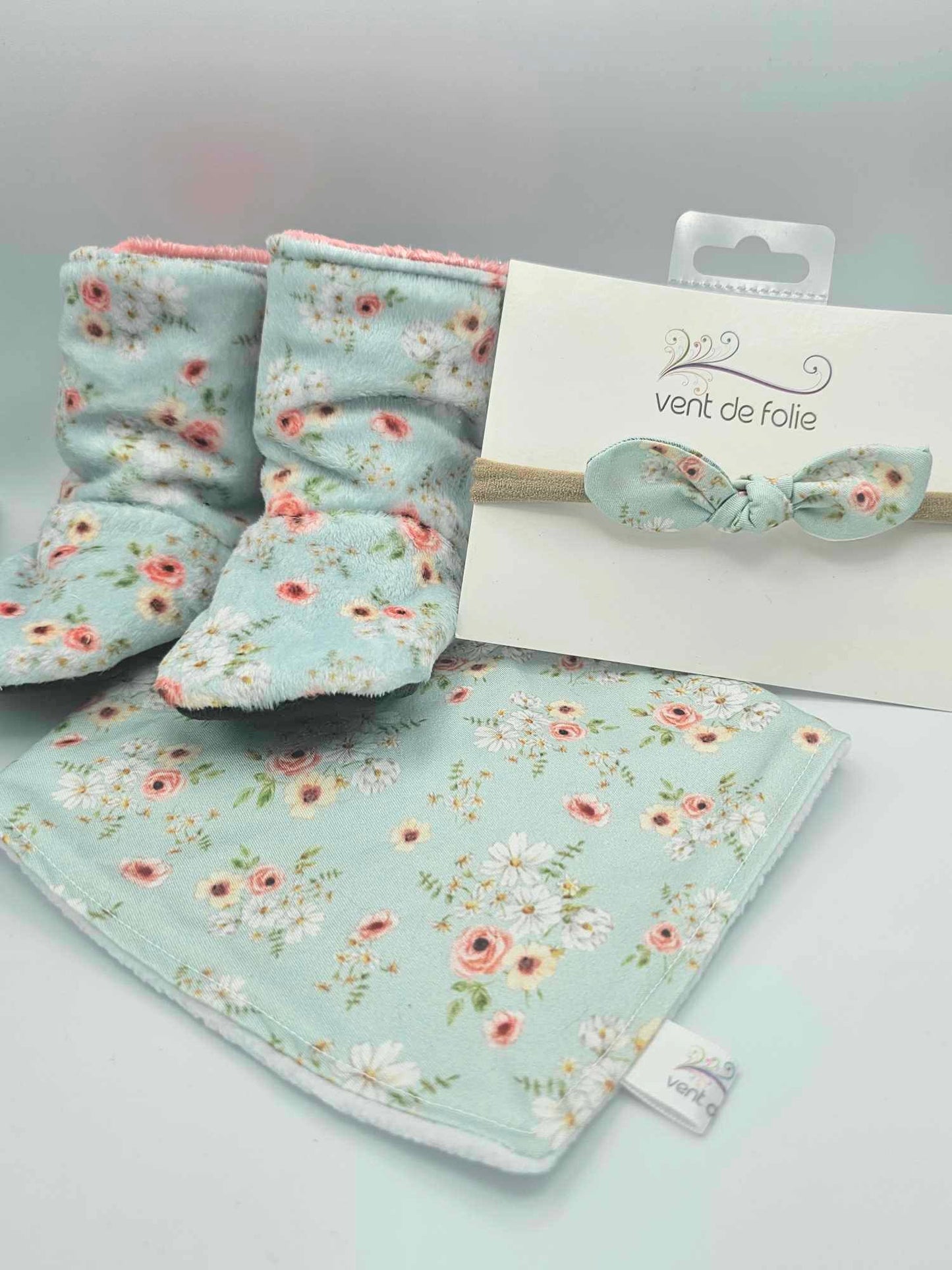 Bavoir Floral Boho bleu clair